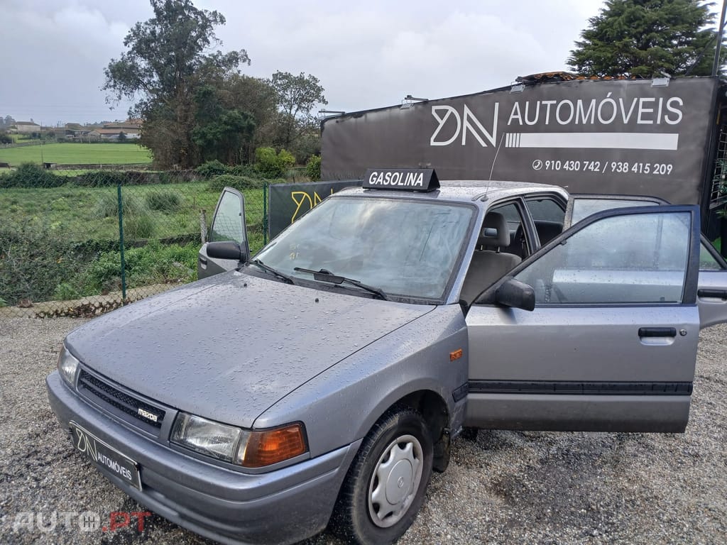 Mazda 323 1.3