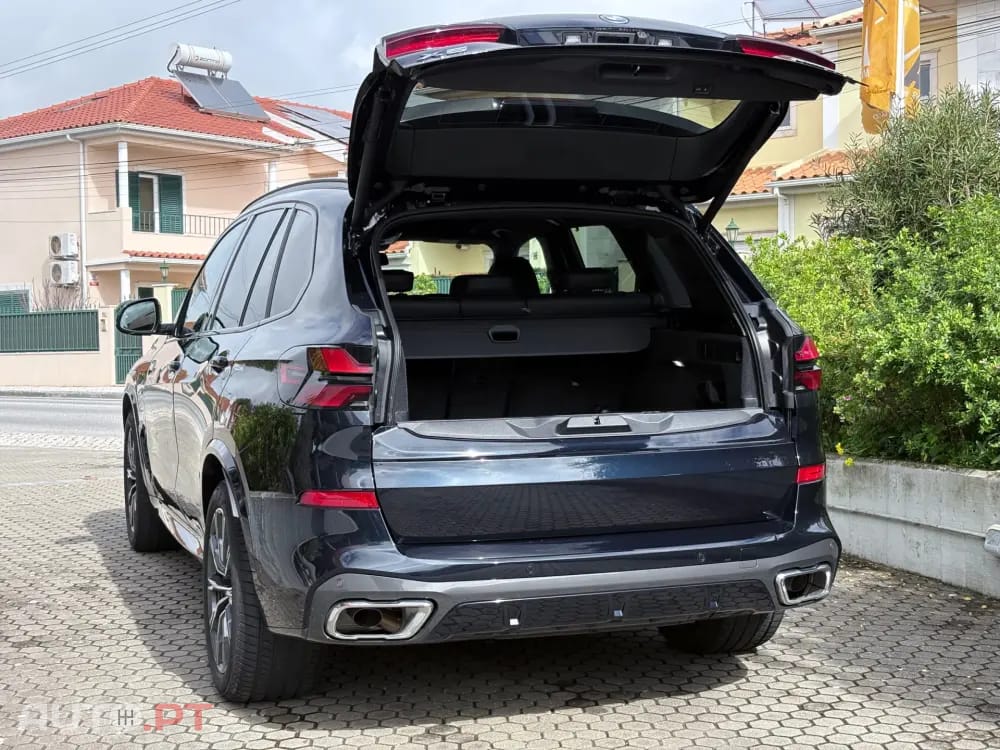 BMW X5 50 e xDrive Edição Desportiva M