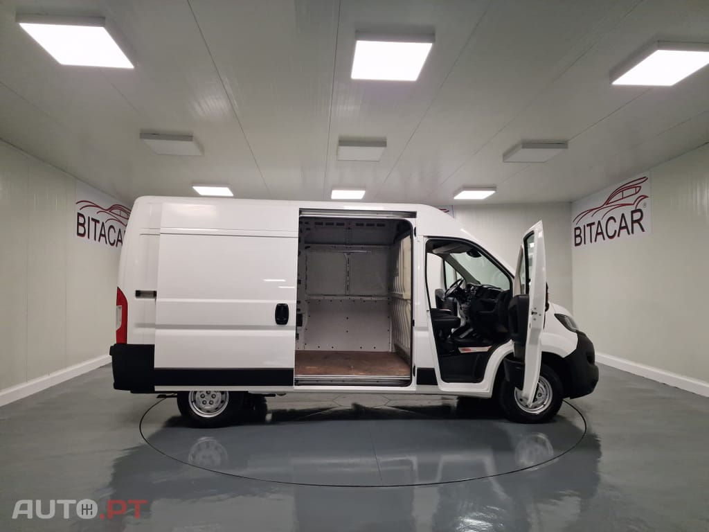 Peugeot Boxer 2.2 BlueHDi 435 L4H2 Premium