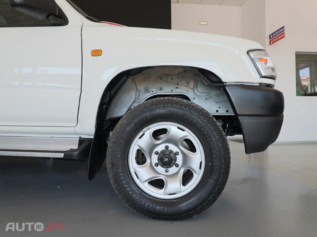 Toyota Hilux 2.5 D-4D CE AC