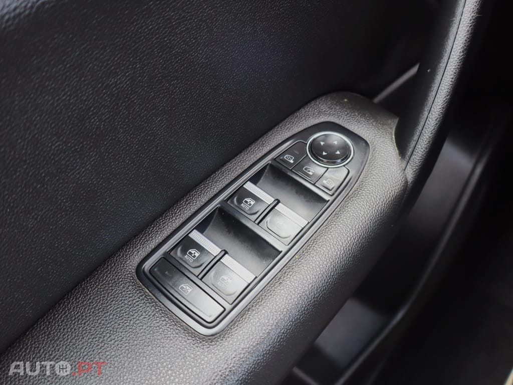 Renault Captur 1.0 TCe Intes