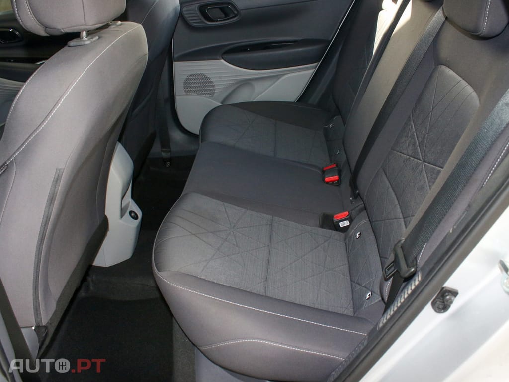 Hyundai Bayon 1.0 T-GDI 48V-Hybrid DCT Prime