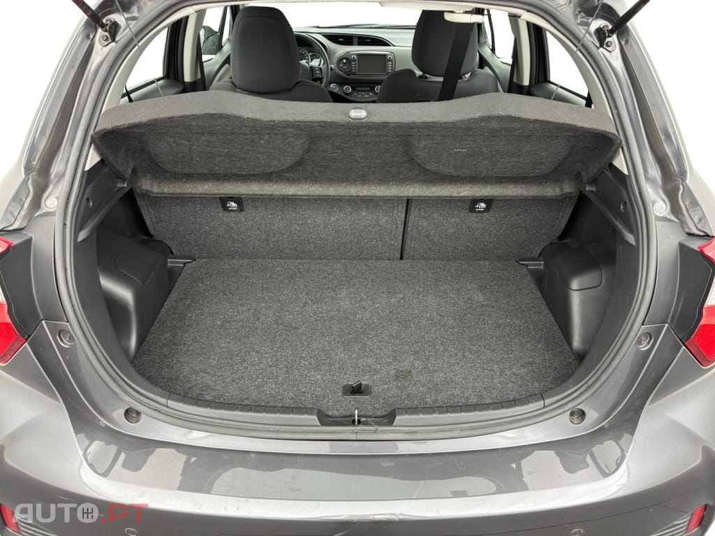 Toyota Yaris 1.5 Hybrid France Business