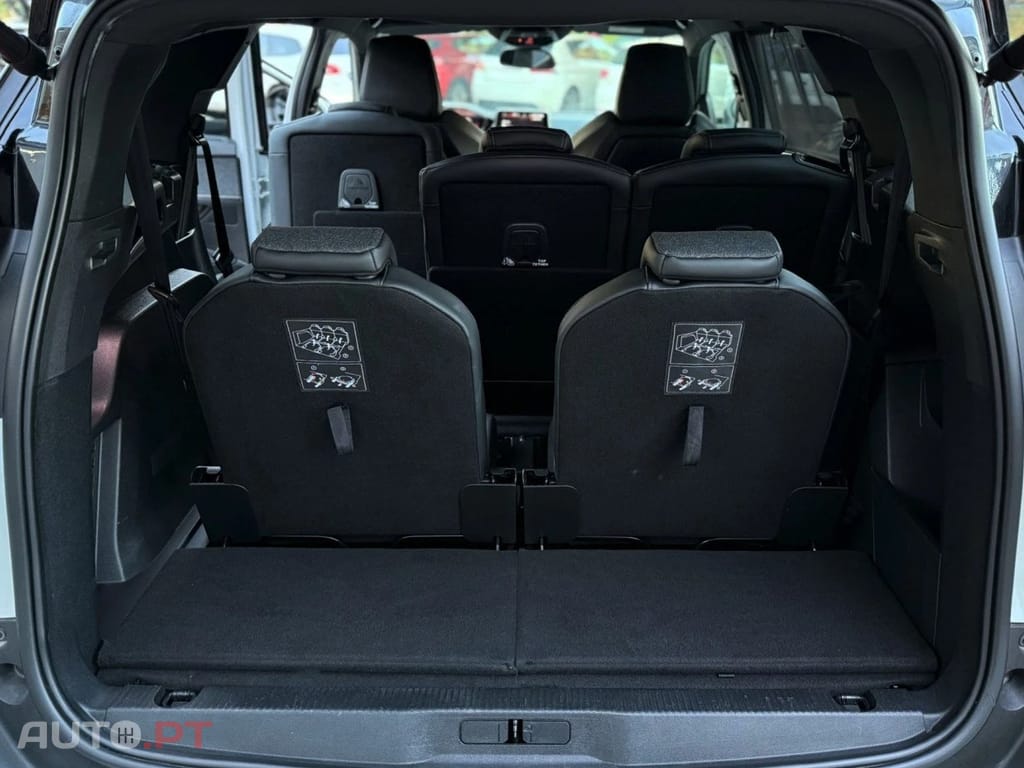 Peugeot 5008 1.5 BlueHDi GT LINE (EAT8)