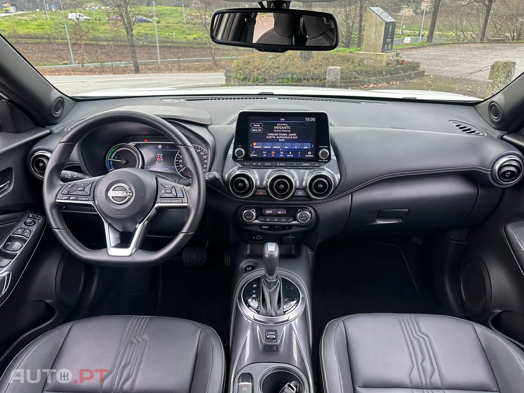 Nissan Juke 1.6 Hybrid Tekna TwoTone T