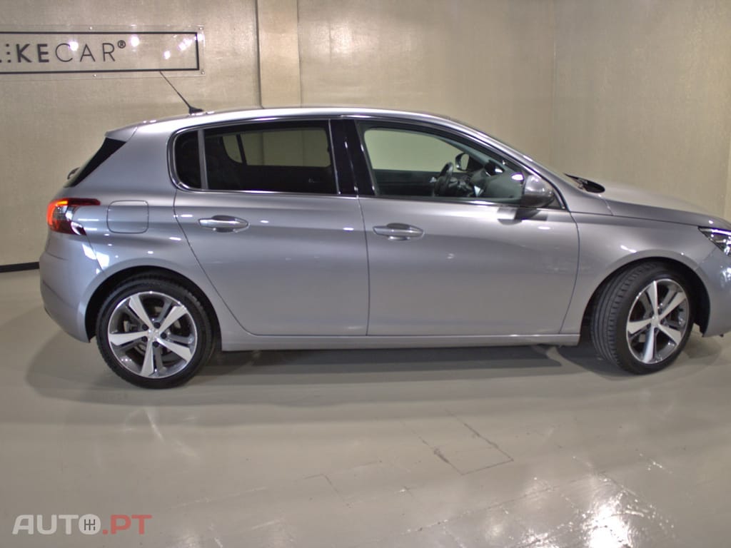 Peugeot 308 BlueHDi 130 Allure Pack