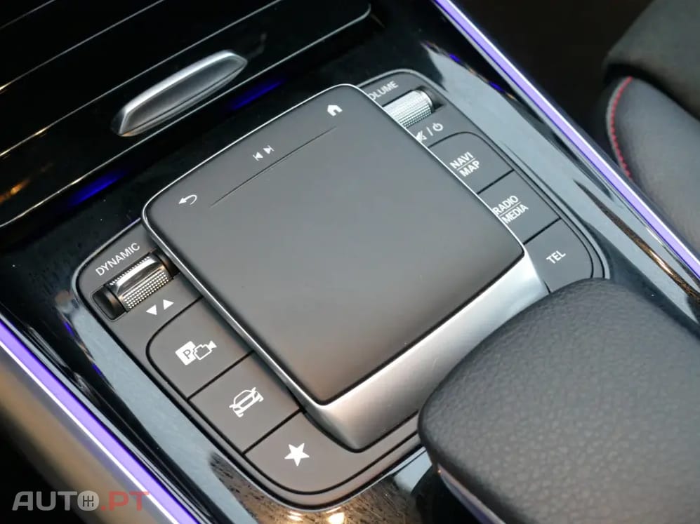 Mercedes-Benz GLA 180 d AMG Line