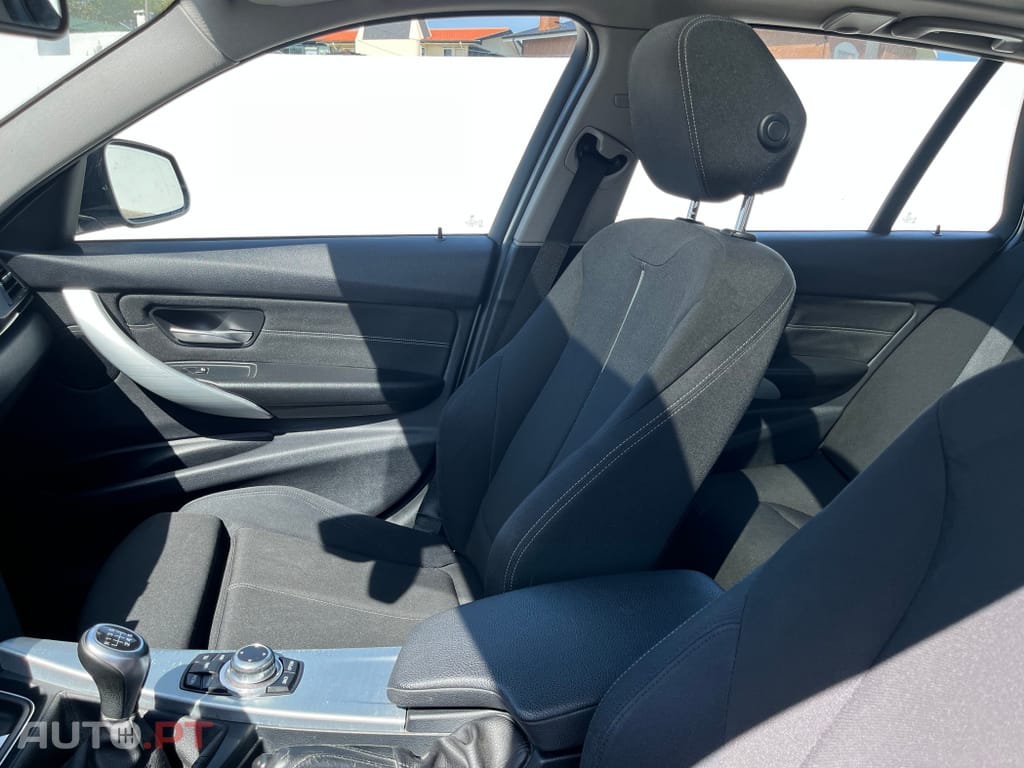 BMW 318 d Touring Sport Line