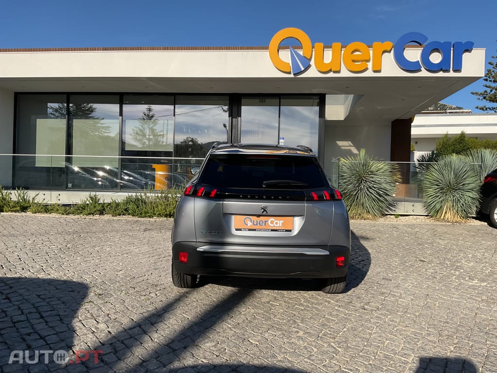 Peugeot E-2008 50 kWh Allure Pack