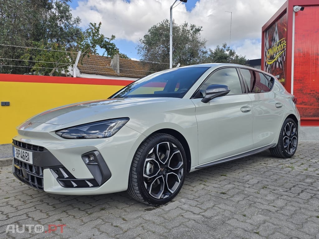 Cupra Leon 1.5 eTSI MID DSG