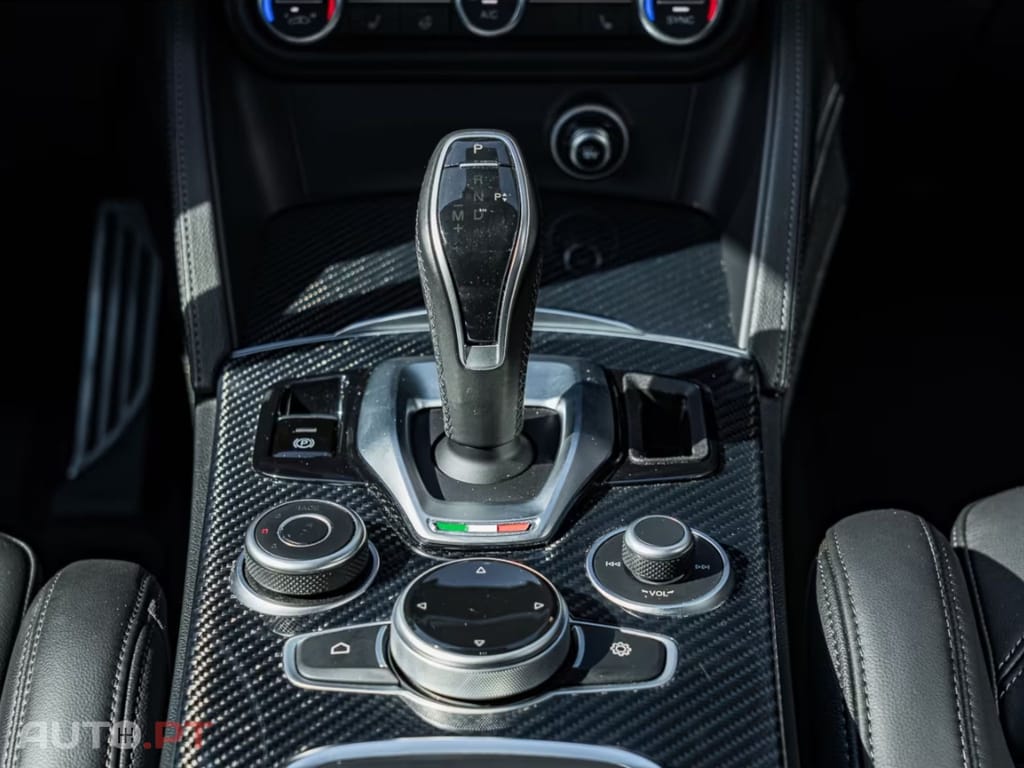 Alfa Romeo Stelvio Quadrifoglio Q4 2.9 V6 Bi-Turbo