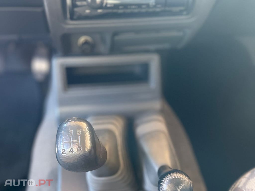 Mitsubishi L200 2.5 TD Strakar Sport CD