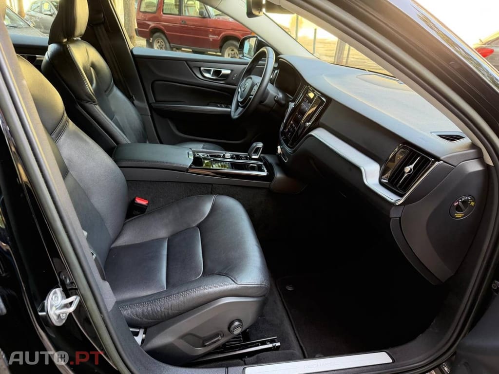 Volvo V60 2.0 T6 AWD TE Inscription Expression