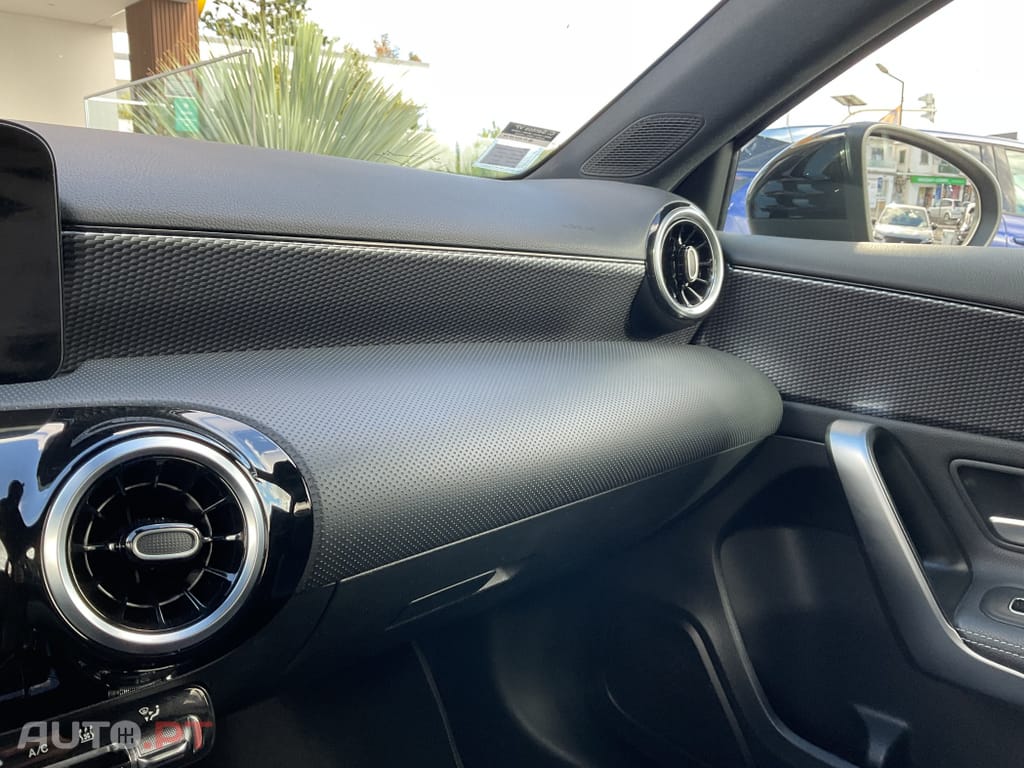 Mercedes-Benz A 250 e Style Plus