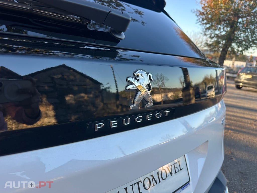 Peugeot 3008 1.2 PureTech GT Pack EAT8