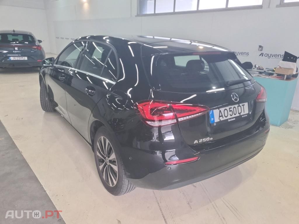 Mercedes-Benz A 250 e Style Plus