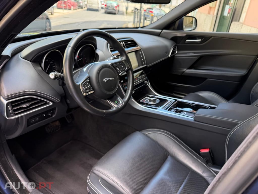 Jaguar XE 2.0 D R-Sport Aut.