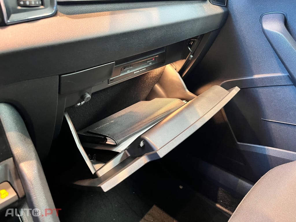 Skoda Karoq 1.0 TSI Ambition