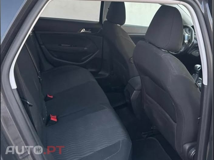 Peugeot 308 SW 1.6 BluHdi