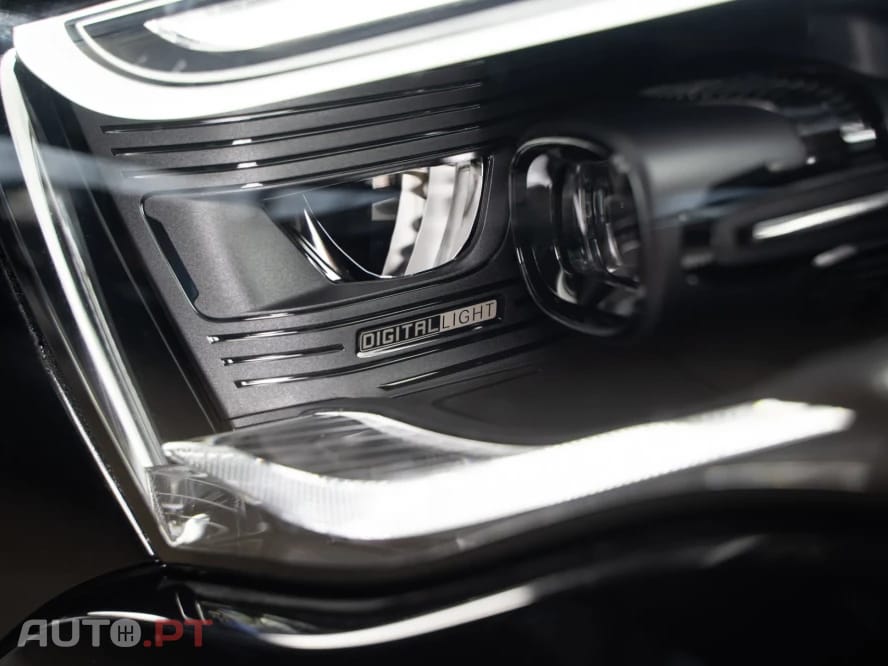 Mercedes-Benz E 300 9G-TRONIC AMG Line