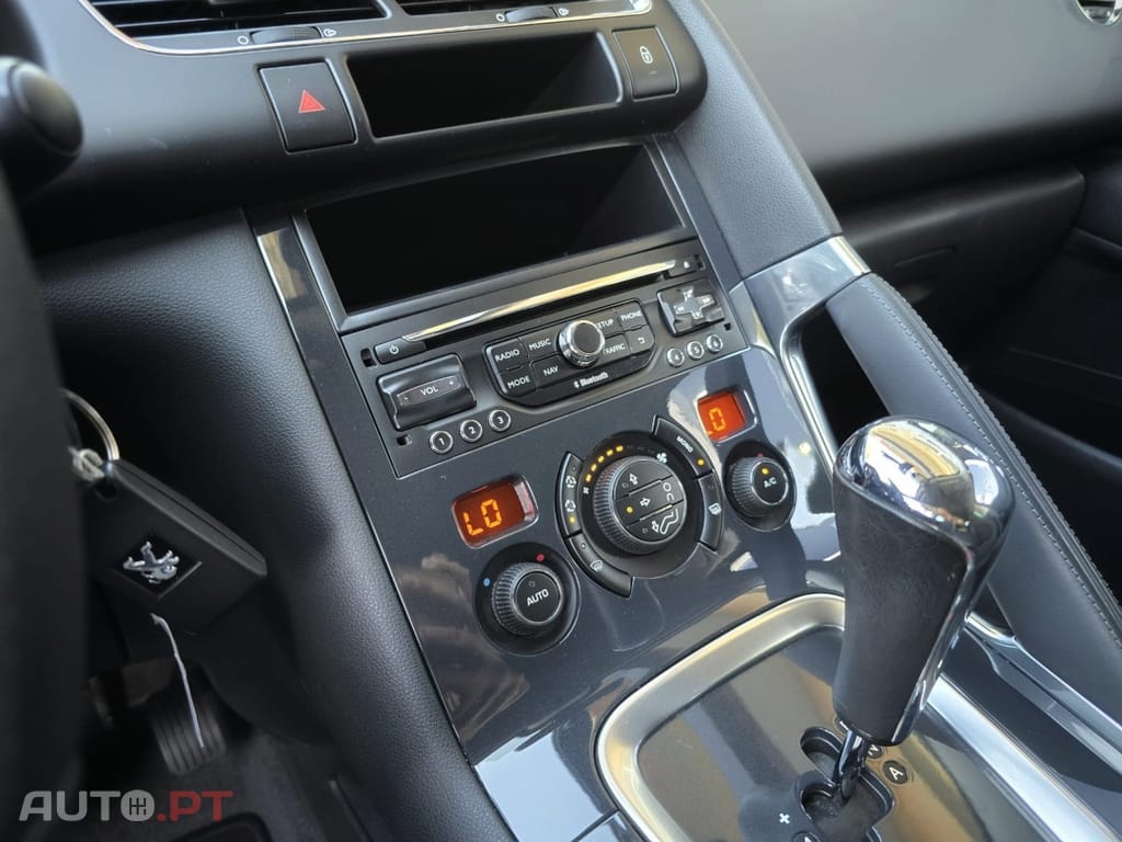 Peugeot 3008 1.6 e-HDi SE Style 2-Tronic
