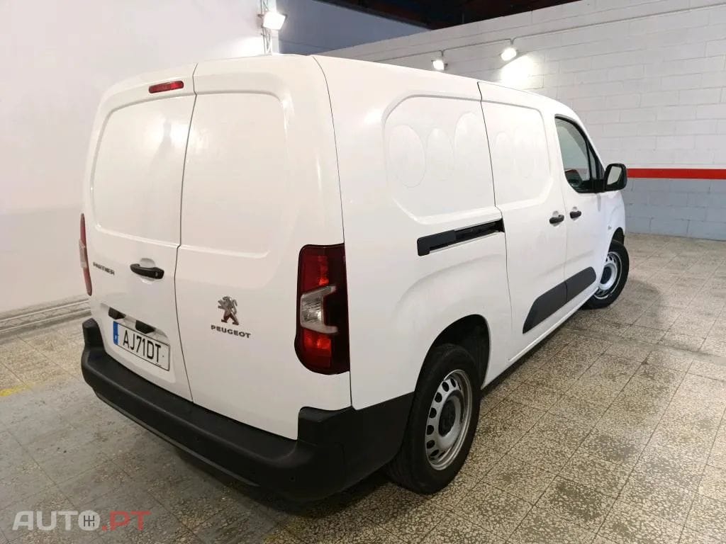 Peugeot Partner Premium Longa