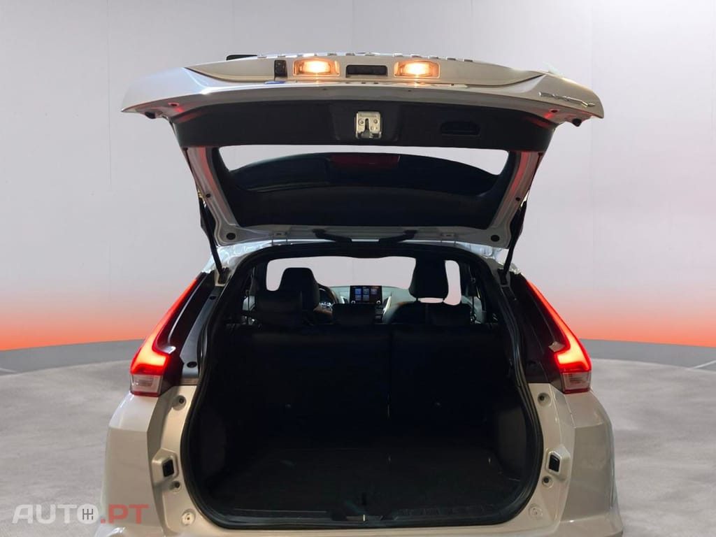 Mitsubishi Eclipse Cross PHEV MOTION AT1