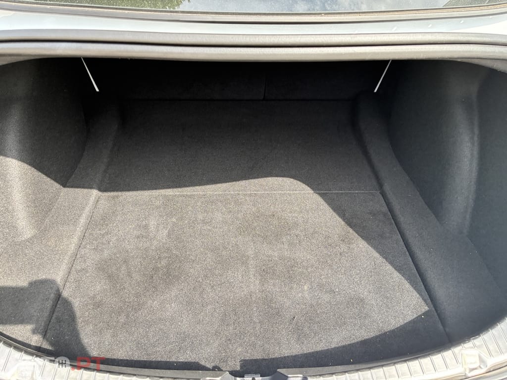 Tesla Model 3 Standard Range Plus RWD