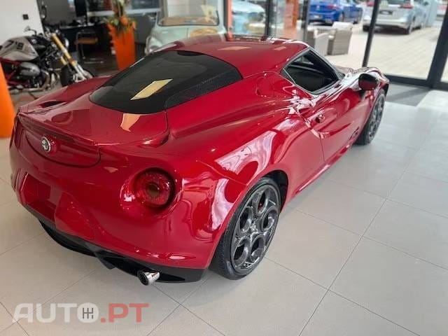 Alfa Romeo 4C Coupé