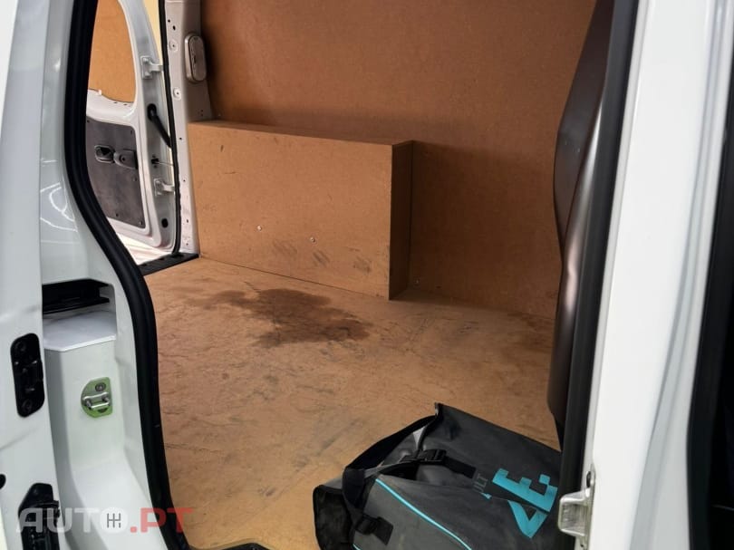Renault Kangoo Maxi Z.E. 33