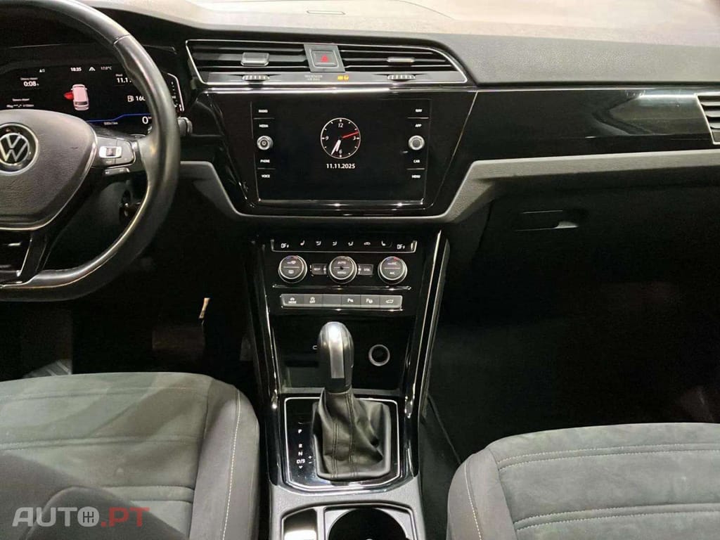 Volkswagen Touran R Line