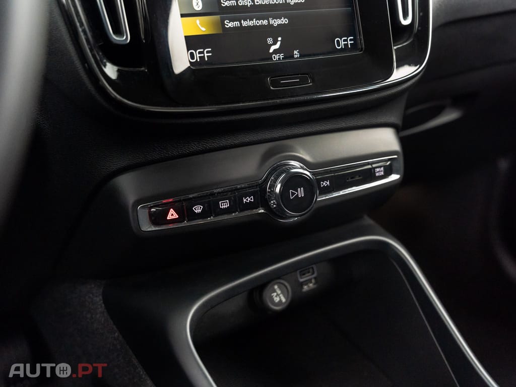 Volvo XC40 1.5 T2 Momentum Plus Geartronic