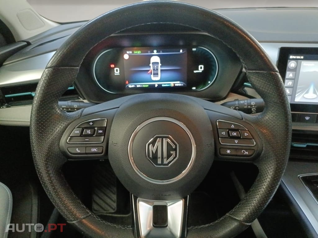 MG MG5 5 Standard Luxury