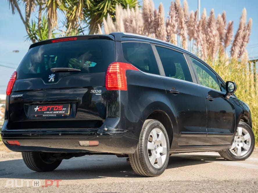 Peugeot 5008 1.6 E-HDi 7L SE Style 2-Tronic