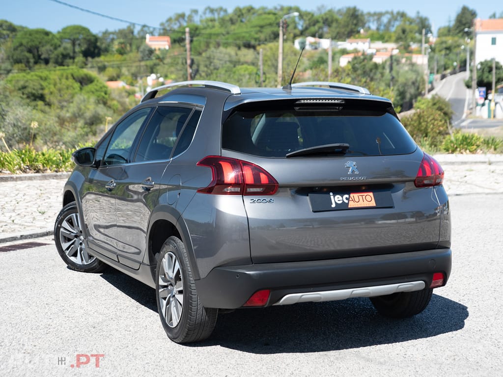 Peugeot 2008 1.2 PureTech Allure EAT6