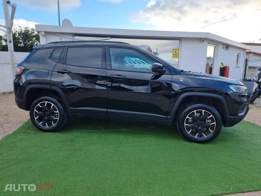 Jeep Compass Trailhawk 4xe