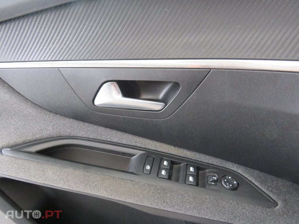 Peugeot 3008 1.5 BlueHDi Active Pack