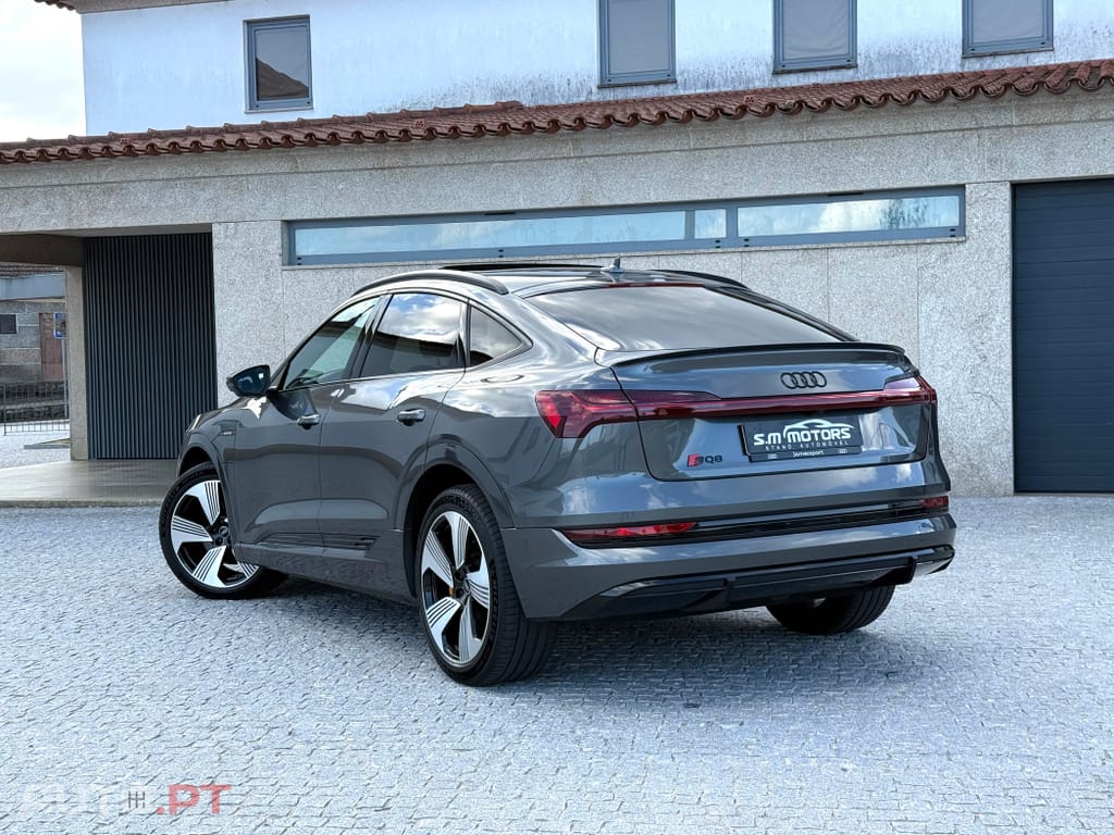 Audi E-Tron 55 quattro S line