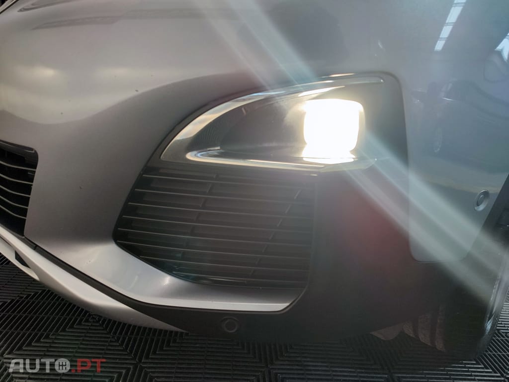 Peugeot 3008 HDI PREMIUM