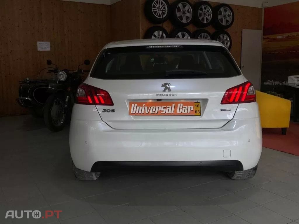 Peugeot 308 1.2 PureTech Style