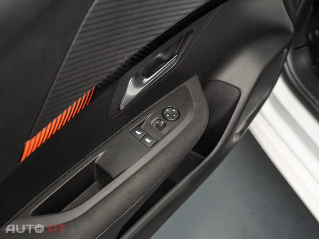 Peugeot 208 1.2 PureTech Active