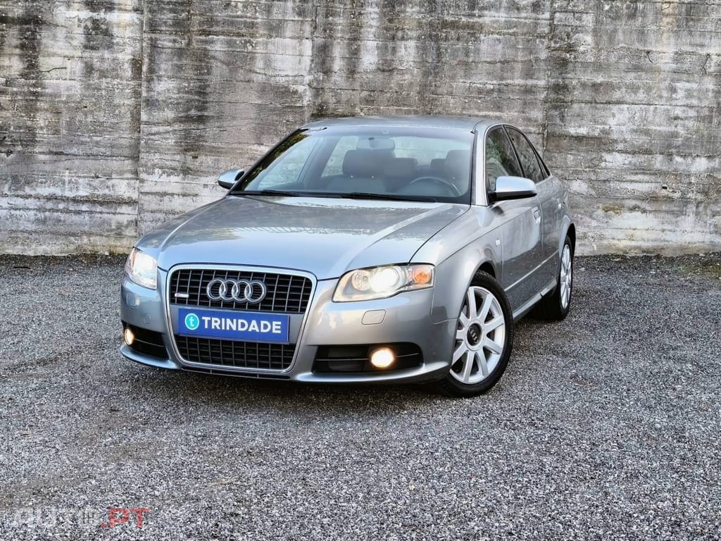 Audi A4 2.0 TDI S-line