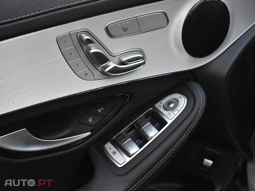 Mercedes-Benz GLC 300 de 4Matic 9G-TRONIC AMG Line