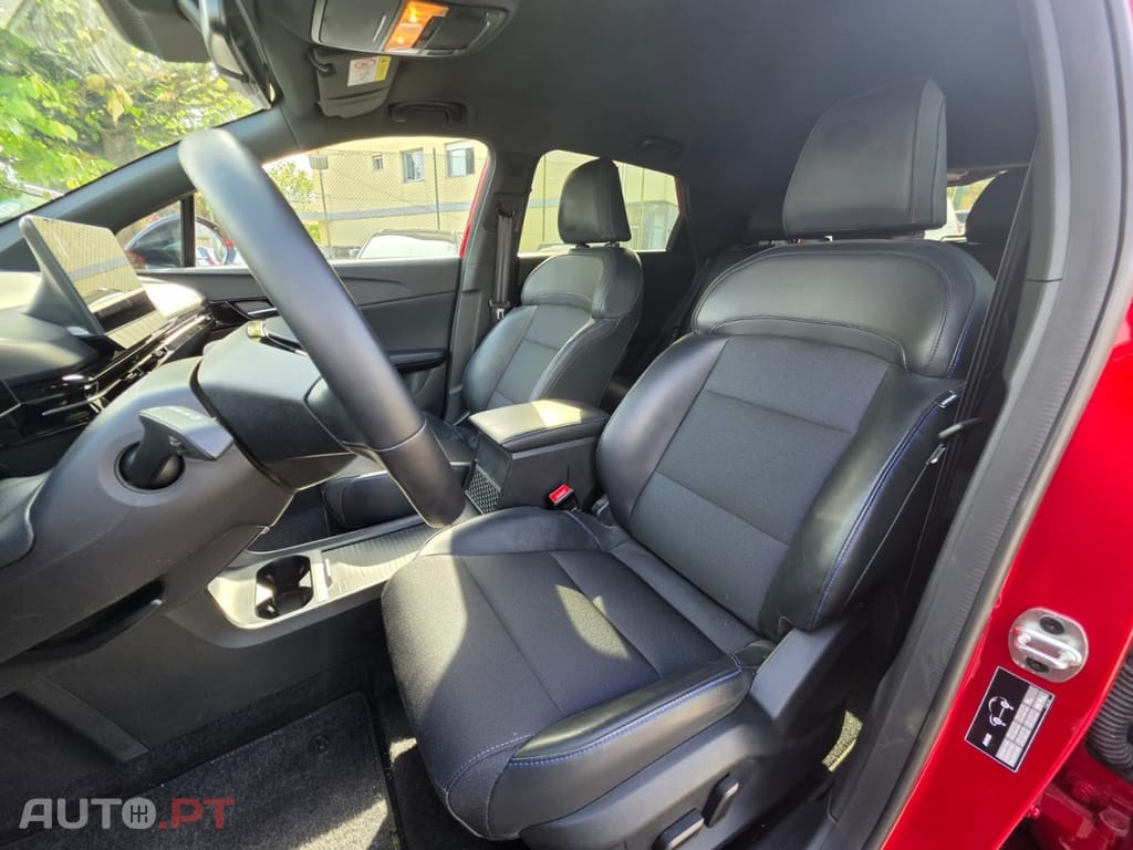 MG MG4 64 kWh XPower Luxury