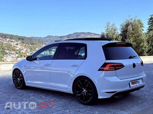 Volkswagen Golf 2.0 TDi Highline DSG