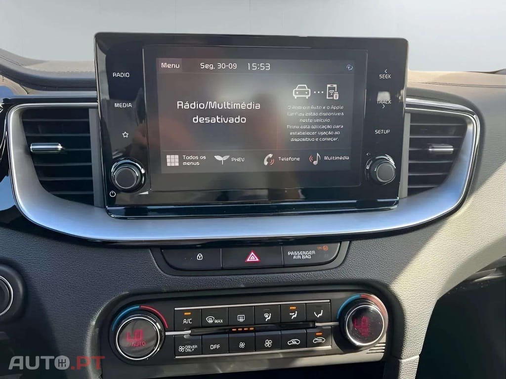 Kia Ceed SW 1.6 GDi 6DCT PHEV Drive