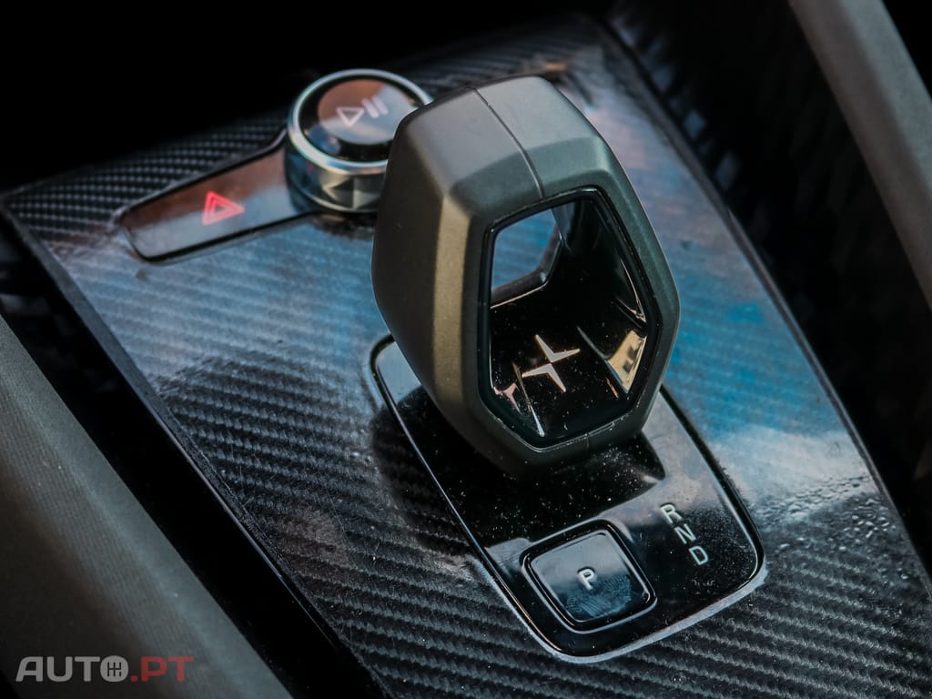 Polestar 2 Long Range 82 kWh AWD