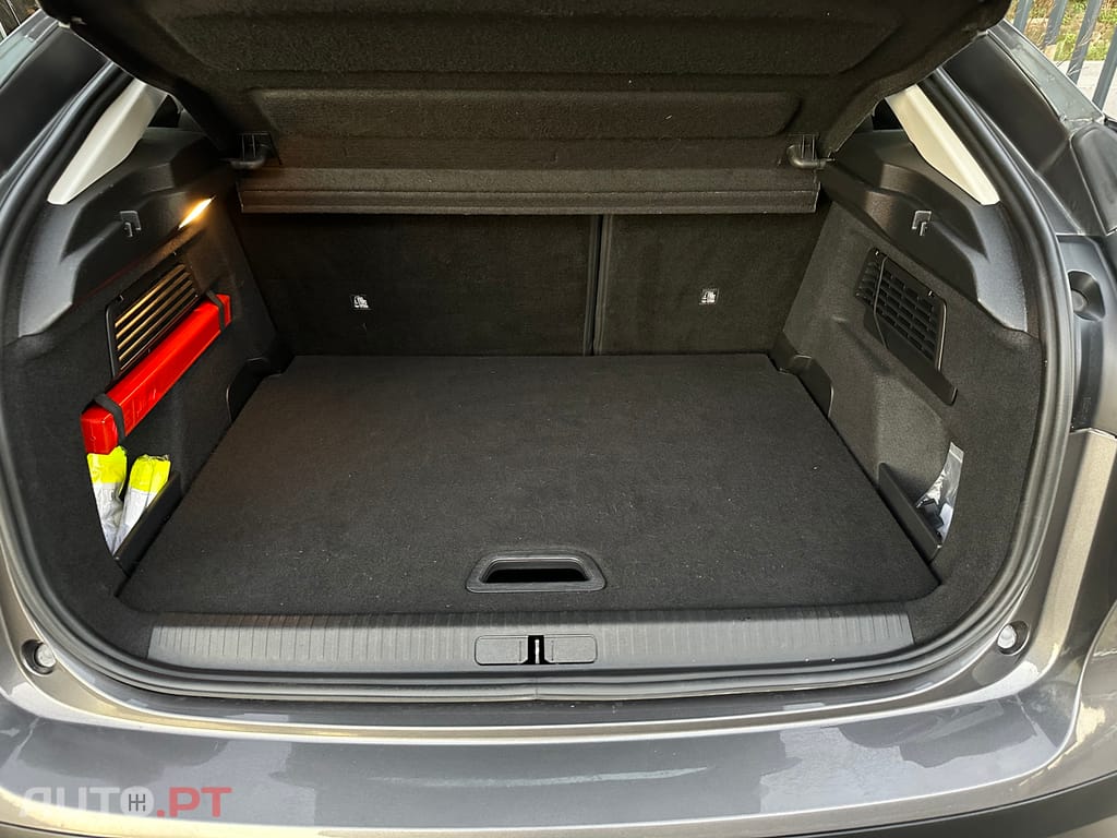 Citroen C4 PureTech 130 SHINE