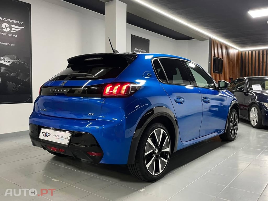 Peugeot E-208 50 kWh GT Line