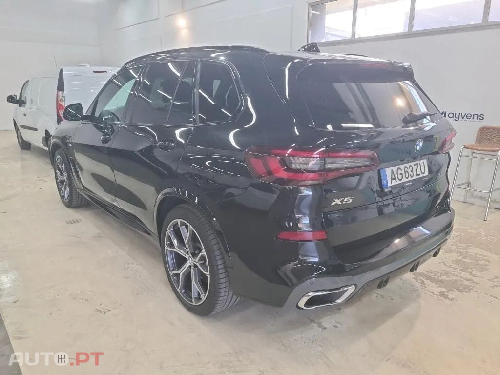 BMW X5 45 e xDrive Pack M